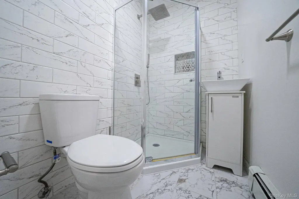 22032 147th Avenue Springfield Gardens NY 11413
