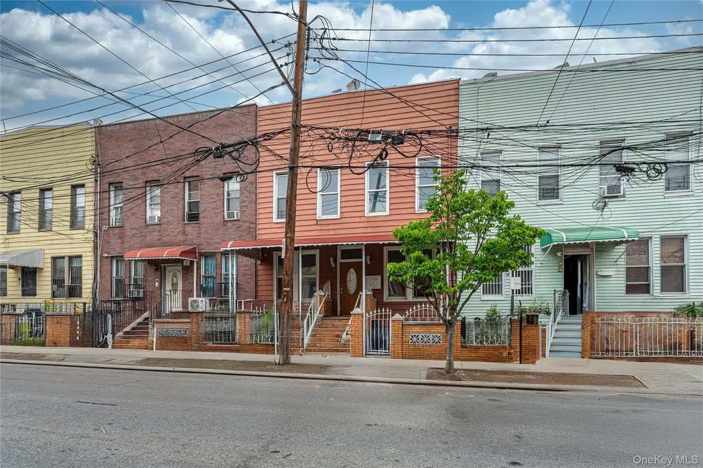 823 40th Street Brooklyn NY 11232
