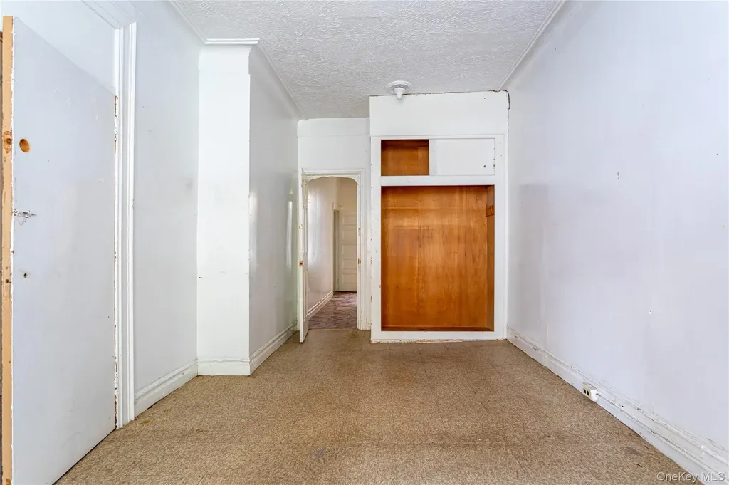 823 40th Street Brooklyn NY 11232