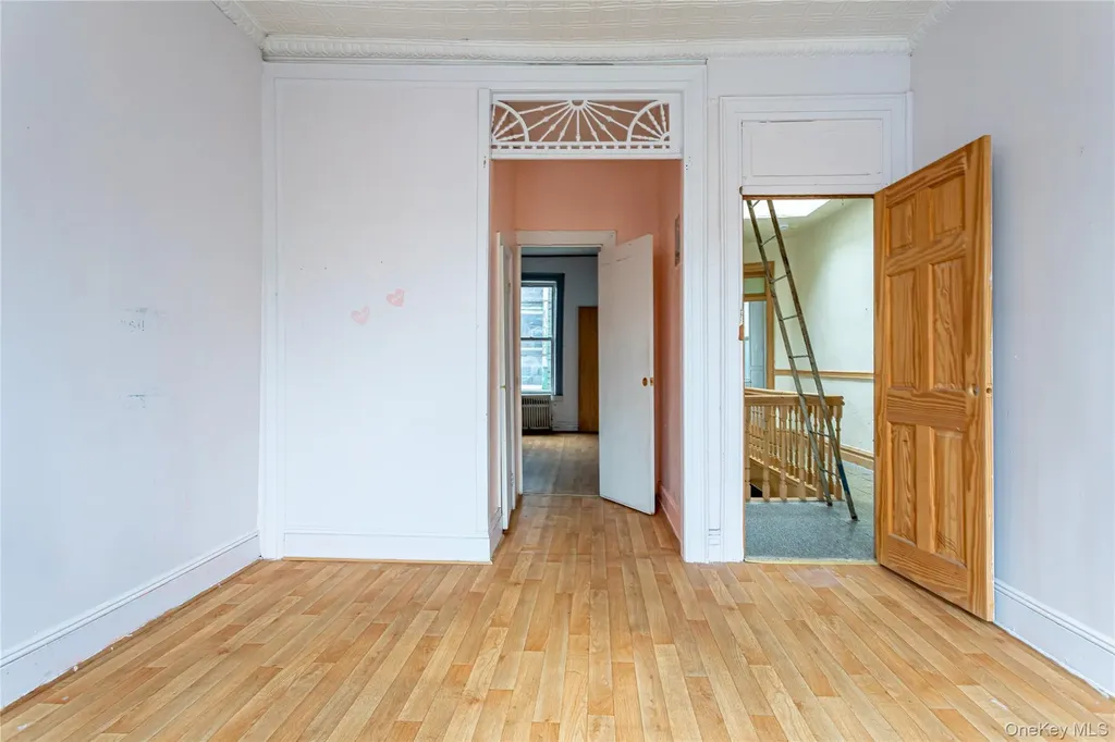 823 40th Street Brooklyn NY 11232
