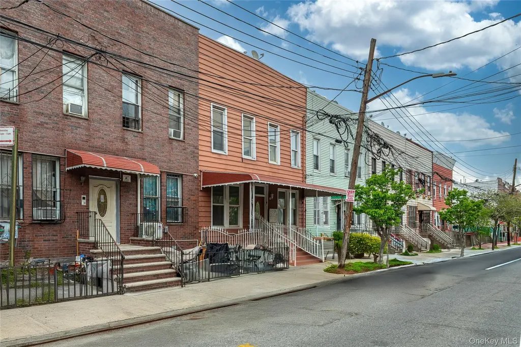823 40th Street Brooklyn NY 11232