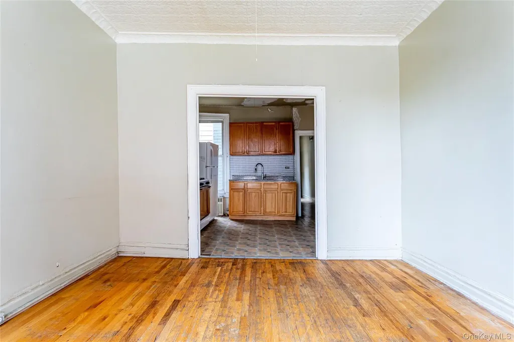 823 40th Street Brooklyn NY 11232