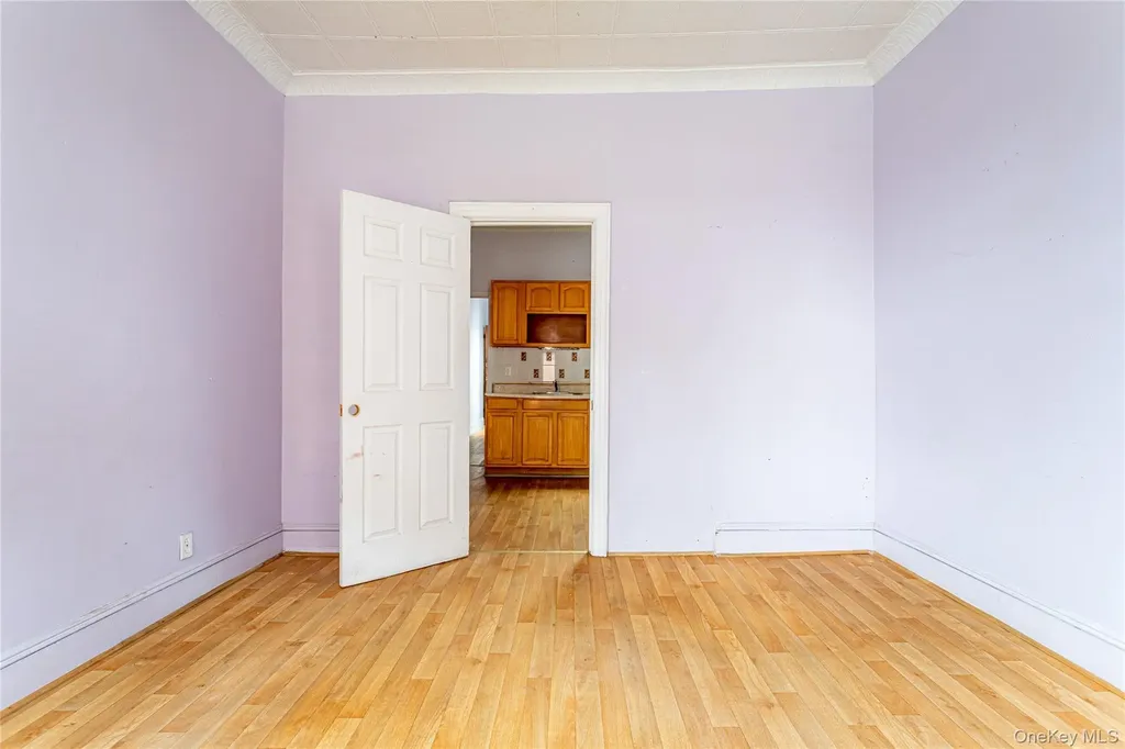 823 40th Street Brooklyn NY 11232