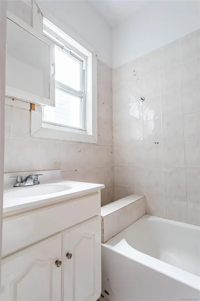 823 40th Street Brooklyn NY 11232