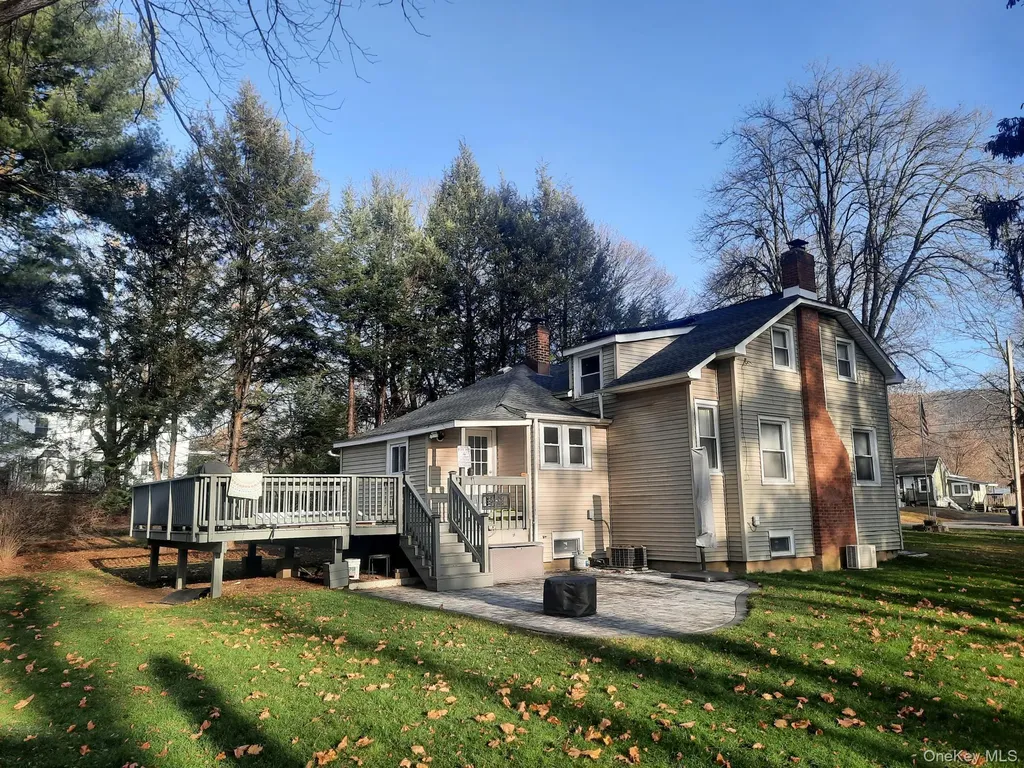 23 Valley Avenue Central Valley NY 10917