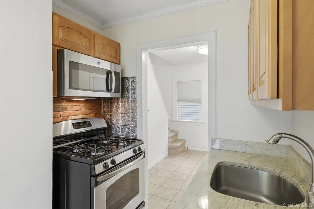 20 Samstag Avenue Ossining NY 10562