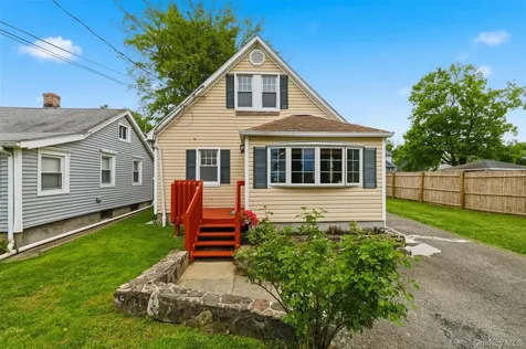 20 Samstag Avenue Ossining NY 10562