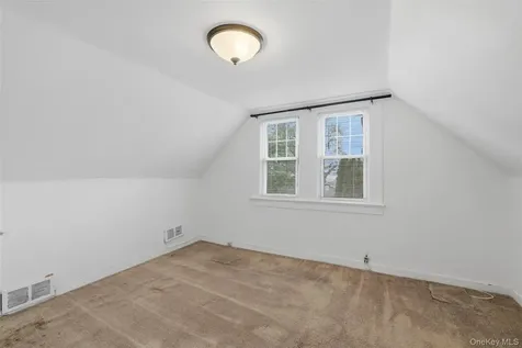 20 Samstag Avenue Ossining NY 10562