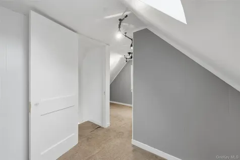 20 Samstag Avenue Ossining NY 10562
