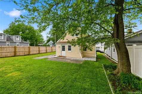 20 Samstag Avenue Ossining NY 10562