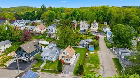 20 Samstag Avenue Ossining NY 10562