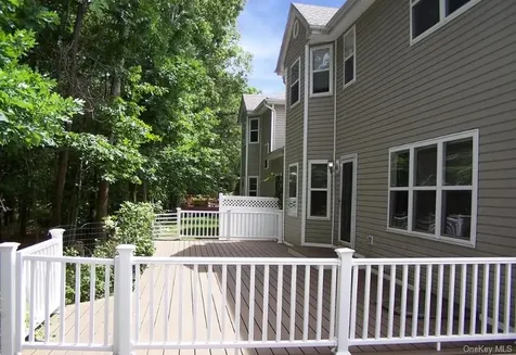 63 Sunflower Ridge Road South Setauket NY 11720