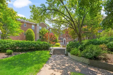 309 Palmer Terrace Mamaroneck NY 10543