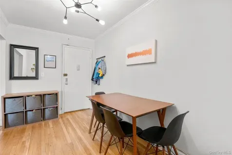 309 Palmer Terrace Mamaroneck NY 10543