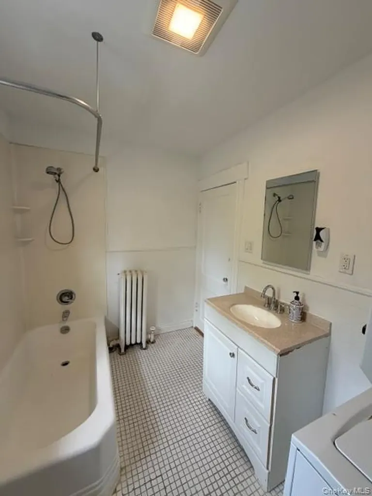 108 Earle Avenue Lynbrook NY 11563