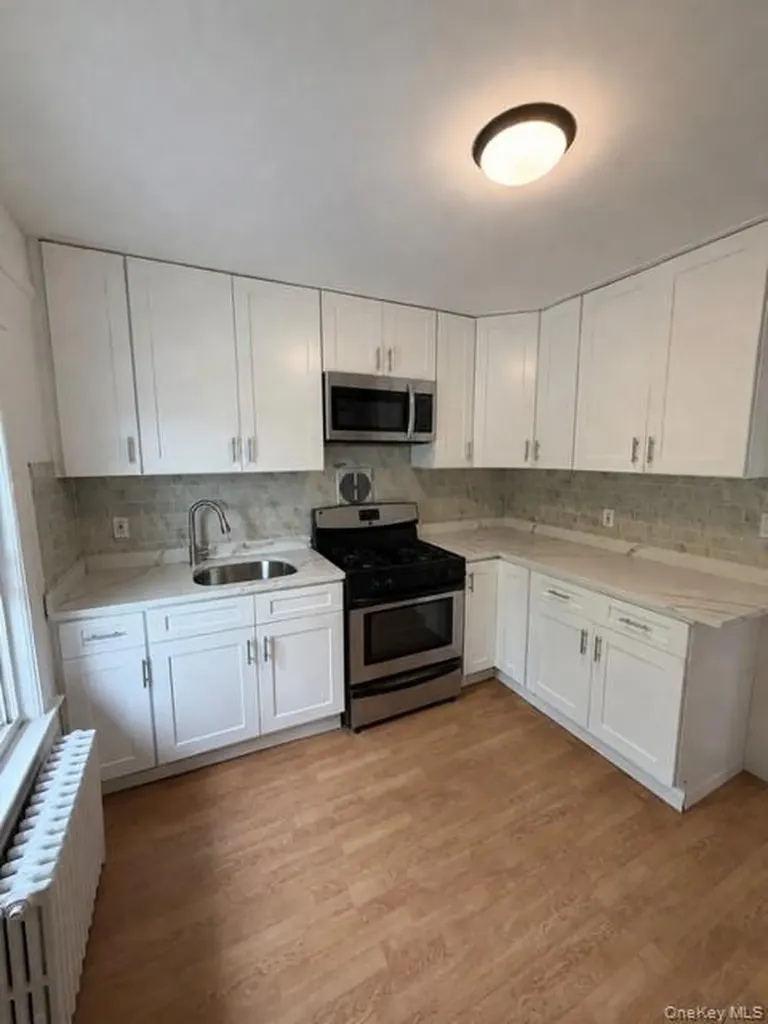 108 Earle Avenue Lynbrook NY 11563