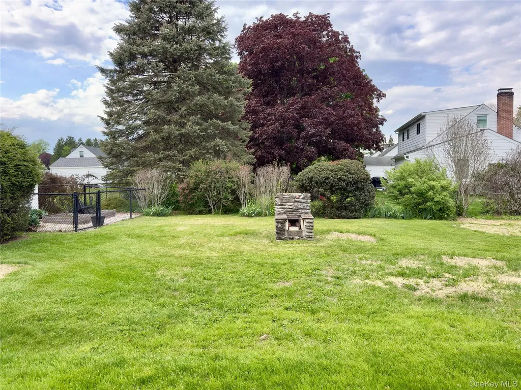 51 Horseshoe Drive Hyde Park NY 12538