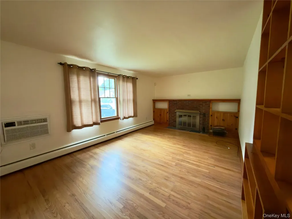51 Horseshoe Drive Hyde Park NY 12538