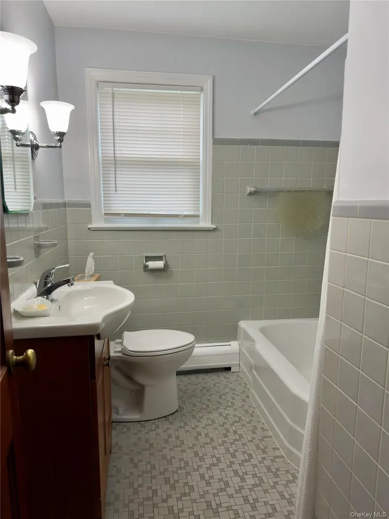 51 Horseshoe Drive Hyde Park NY 12538