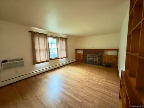51 Horseshoe Drive Hyde Park NY 12538