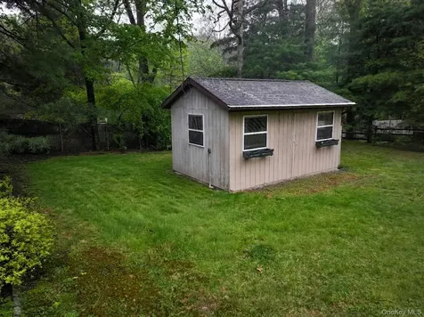 9 Easy Street Hopewell Junction NY 12533