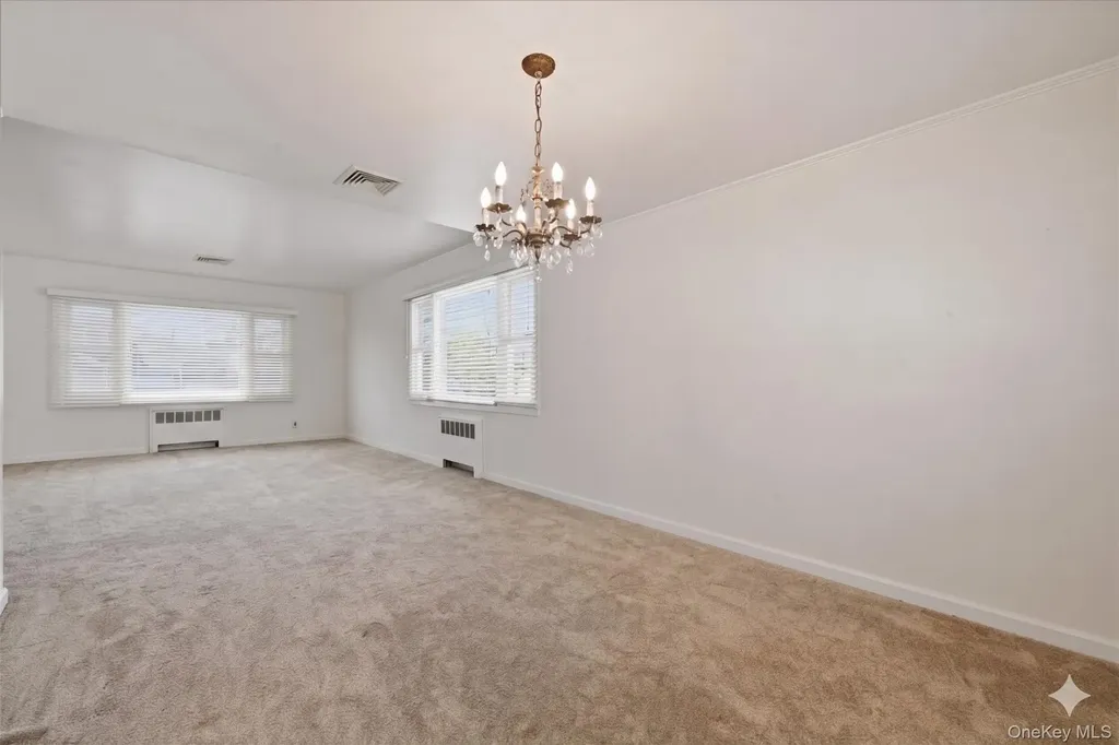 345 E State Street Long Beach NY 11561
