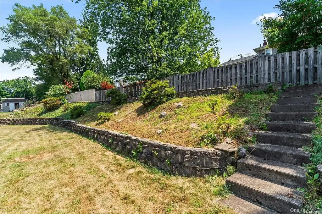 6 Valley View Terrace Suffern NY 10901