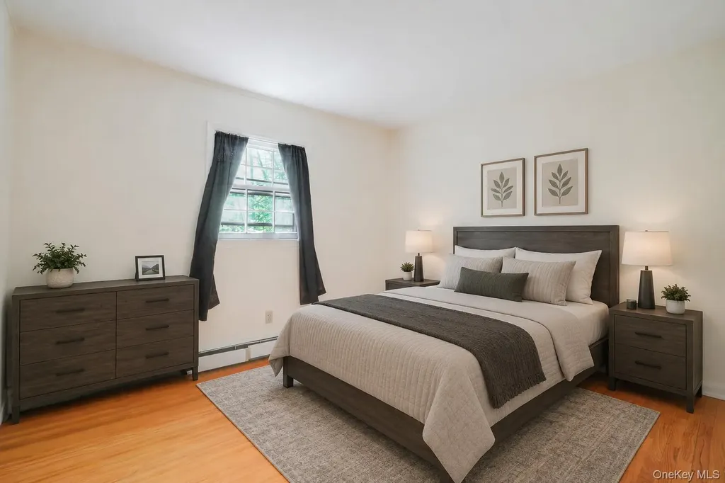 82 Roosevelt Road Hyde Park NY 12538
