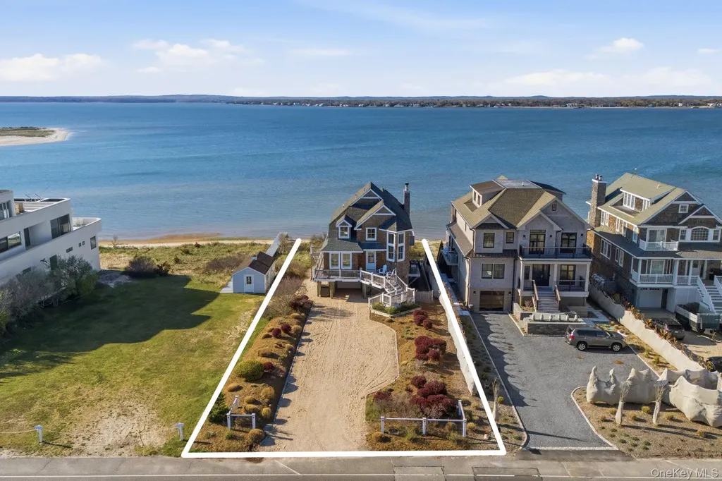 688 Dune Road Westhampton Dunes NY 11978