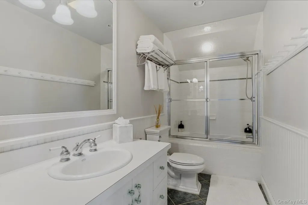 688 Dune Road Westhampton Dunes NY 11978
