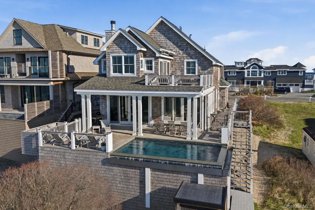688 Dune Road Westhampton Dunes NY 11978