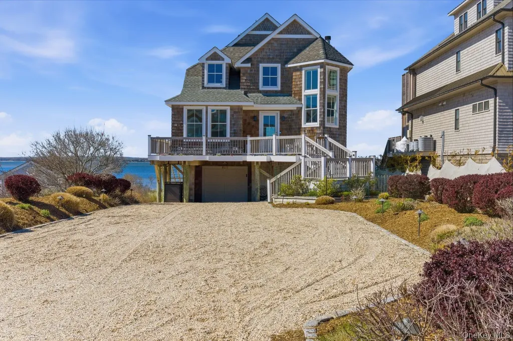 688 Dune Road Westhampton Dunes NY 11978