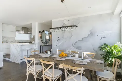 688 Dune Road Westhampton Dunes NY 11978
