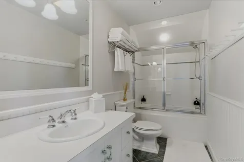 688 Dune Road Westhampton Dunes NY 11978