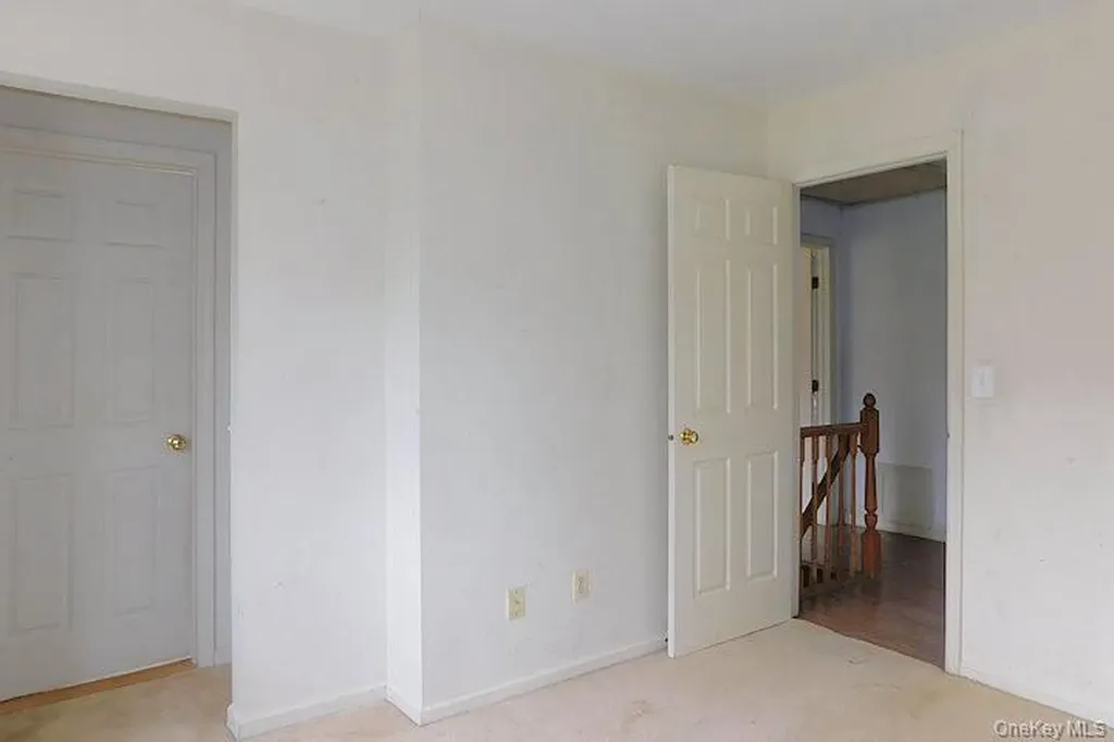 83 Hunt Road Wallkill NY 12589