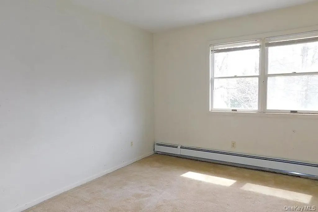 83 Hunt Road Wallkill NY 12589