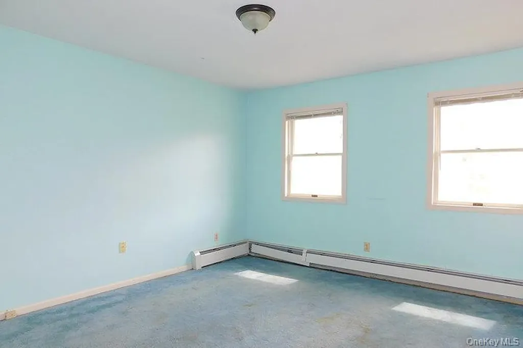 83 Hunt Road Wallkill NY 12589