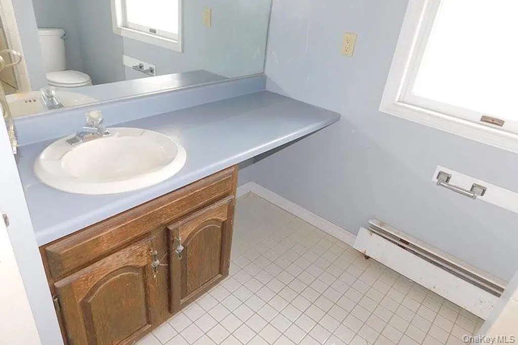 83 Hunt Road Wallkill NY 12589