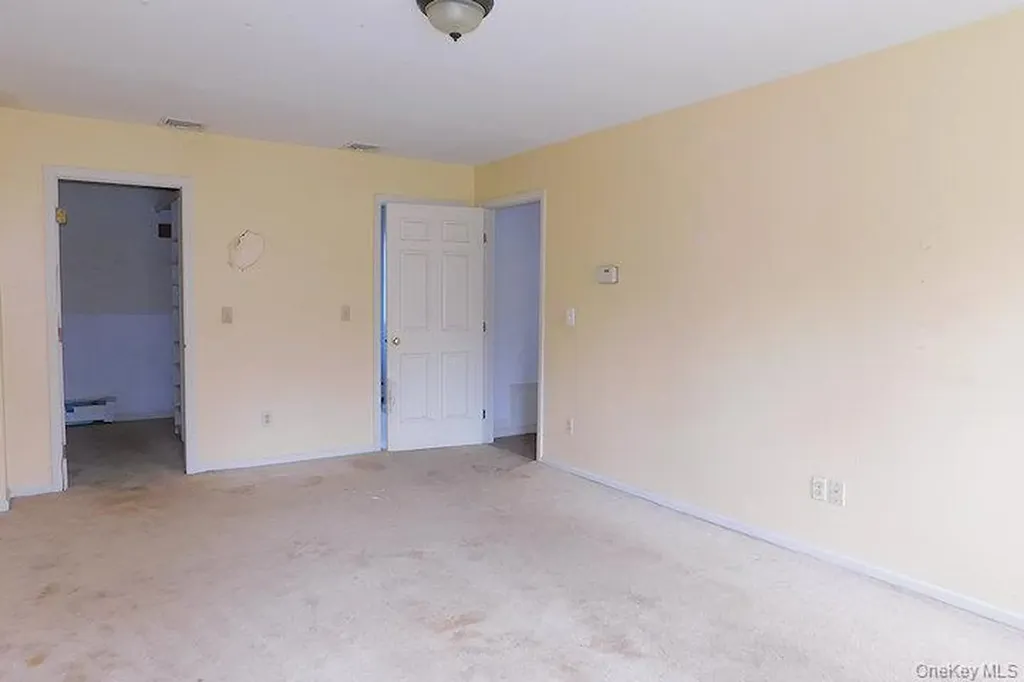 83 Hunt Road Wallkill NY 12589