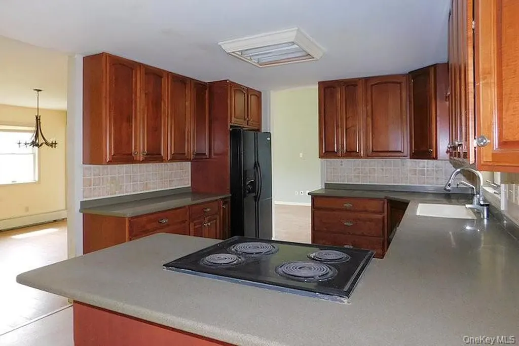 83 Hunt Road Wallkill NY 12589