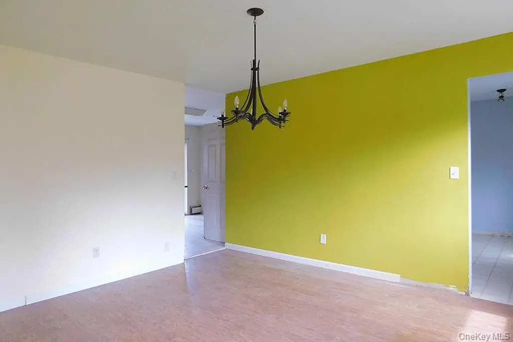 83 Hunt Road Wallkill NY 12589