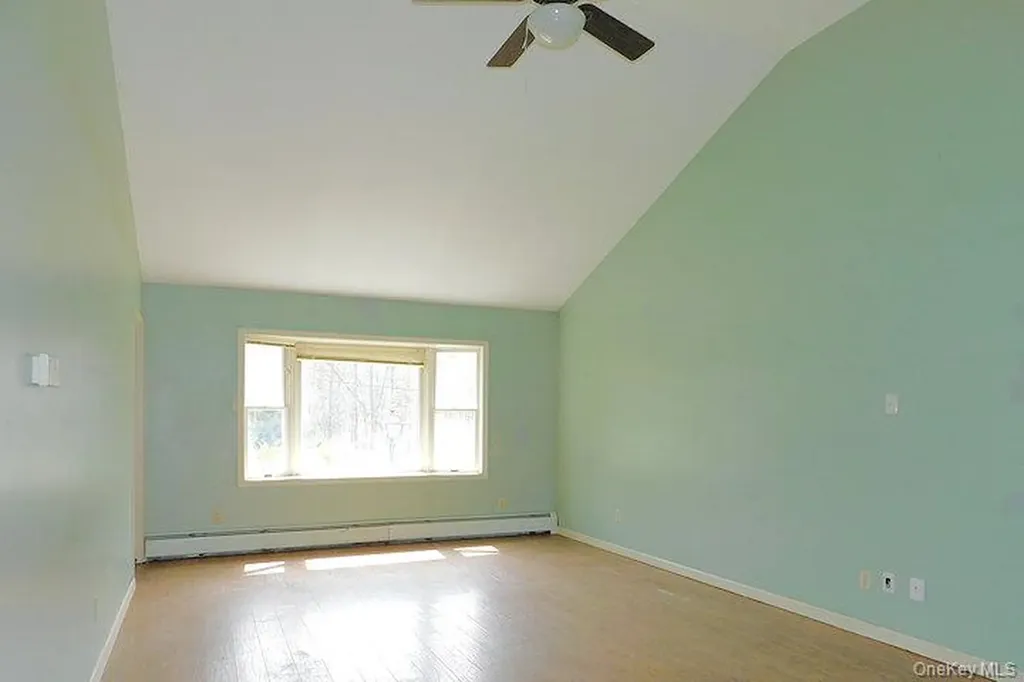 83 Hunt Road Wallkill NY 12589