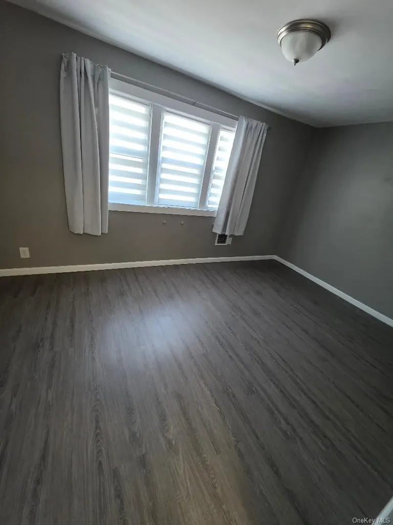 9245 76th Street Woodhaven NY 11421