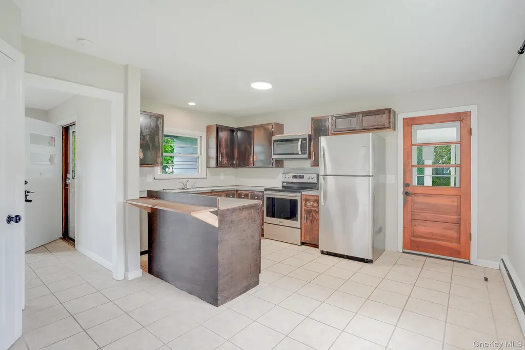 25 Park Avenue Poughkeepsie NY 12603