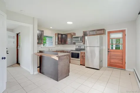 25 Park Avenue Poughkeepsie NY 12603