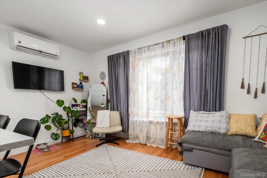 65-17 78th Avenue Glendale NY 11385