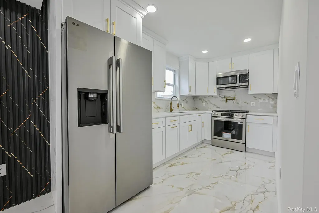 44 Catherine Avenue Franklin Square NY 11010