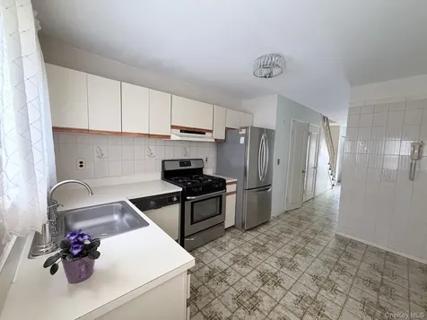 40 Town House Drive Massapequa Park NY 11762