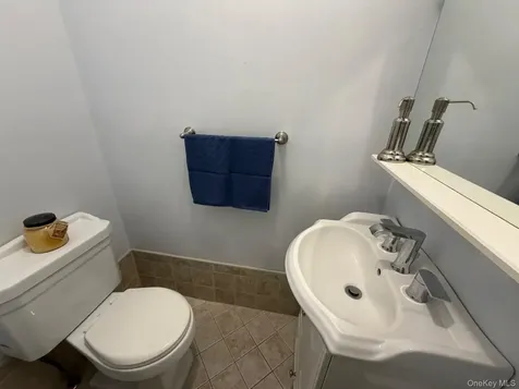 40 Town House Drive Massapequa Park NY 11762