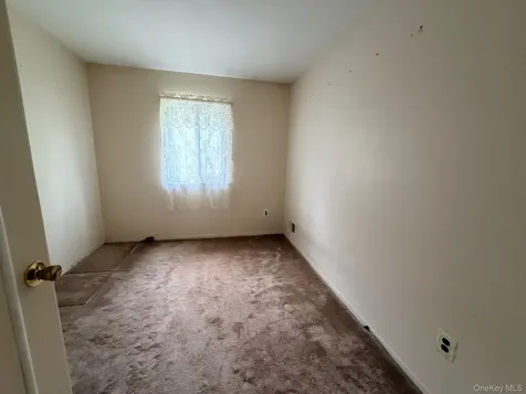 40 Town House Drive Massapequa Park NY 11762